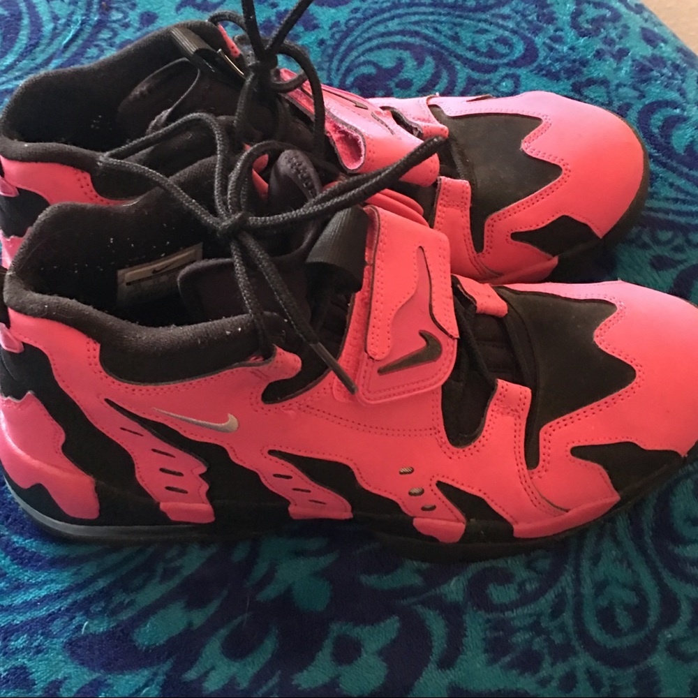 Nike shoes